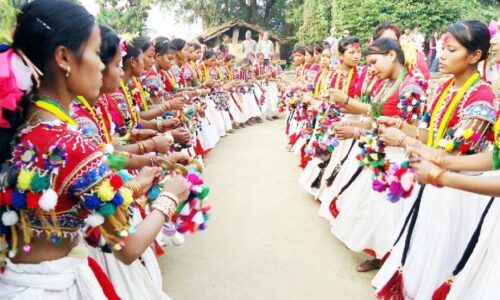 थारू बाहुल्य रहेका जिल्लामा अट्वारी पर्व धुमधामका साथ मनाउँदै