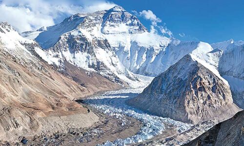 शरद ऋतुमा एक हजार दुई सय बढीलाई आरोहण अनुमति