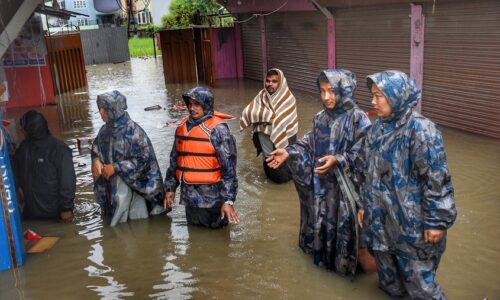 भक्तपुर विपद् अपडेट : पहिरोमा परेर पाँचजनाको मृत्यु, ४१ जनाको उद्धार