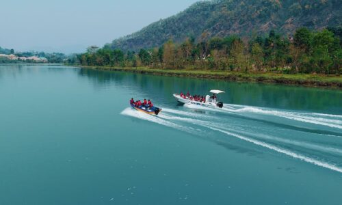 कानुन पर्खिरहेको ‘मोटरबोट’ व्यवसाय