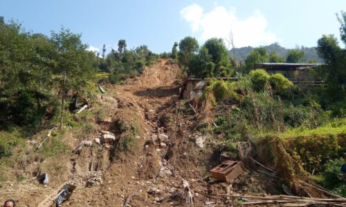 बाढीपीडित पुनर्वास नहुँदा टहरमा बित्यो दसैँतिहार