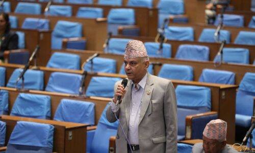 सांसद लिङ्देनले सदनमा माफी माग्नुपर्ने