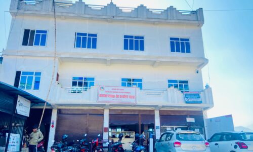 यातायात कार्यालय पाल्पाः सेवाप्रवाह छिटोछरिता हुँदा राजस्व सङ्कलनमा वृद्धि