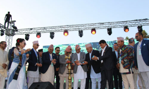 विदेशिएका श्रमिकको हितका लागि सरकारले थप कार्यक्रम ल्याउँछ: मन्त्री पौडेल