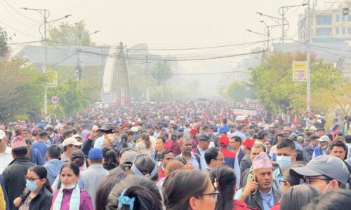 तत्काल शिक्षकहरूलाई सडकबाट विद्यालय फर्काउन आग्रह